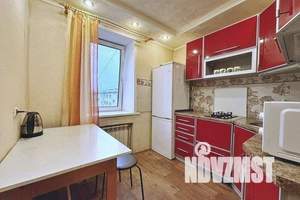 1-к квартира, посуточно, 42м2, 5/5 этаж