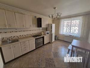 3-к квартира, на длительный срок, 95м2, 3/9 этаж