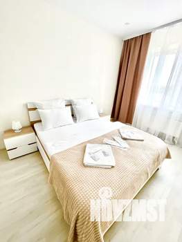 1-к квартира, посуточно, 40м2, 8/16 этаж