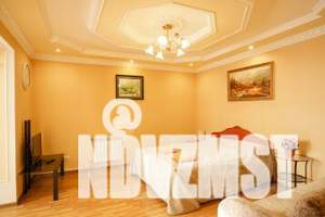 1-к квартира, посуточно, 50м2, 7/8 этаж