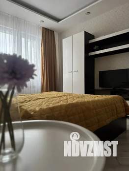 1-к квартира, посуточно, 38м2, 5/12 этаж