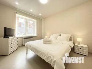 1-к квартира, посуточно, 38м2, 1/1 этаж