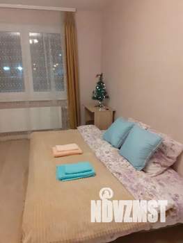 1-к квартира, посуточно, 37м2, 1/10 этаж