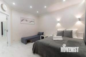1-к квартира, посуточно, 41м2, 19/20 этаж
