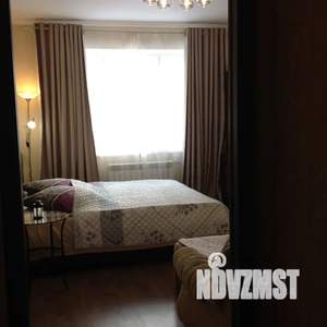 1-к квартира, посуточно, 42м2, 2/17 этаж