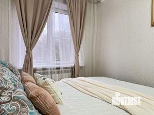 2-к квартира, посуточно, 50м2, 2/5 этаж