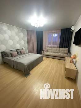 1-к квартира, посуточно, 42м2, 2/17 этаж