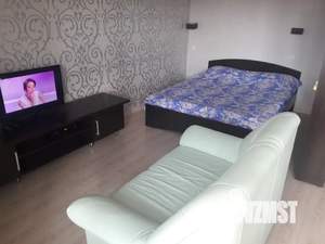 1-к квартира, посуточно, 45м2, 3/3 этаж