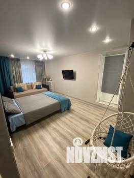 1-к квартира, посуточно, 36м2, 4/9 этаж