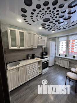 1-к квартира, посуточно, 38м2, 1/1 этаж