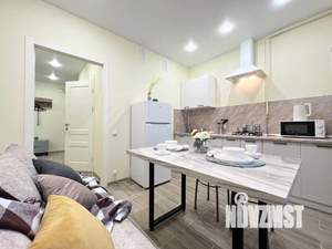 1-к квартира, посуточно, 43м2, 1/1 этаж