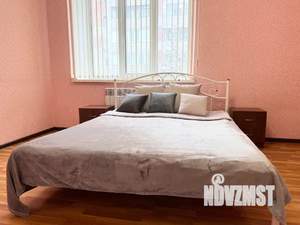 2-к квартира, посуточно, 64м2, 4/4 этаж