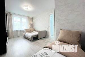 1-к квартира, посуточно, 44м2, 1/1 этаж