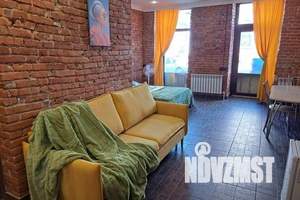 1-к квартира, посуточно, 32м2, 1/2 этаж