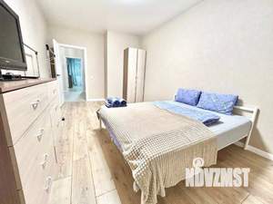 3-к квартира, посуточно, 80м2, 1/1 этаж