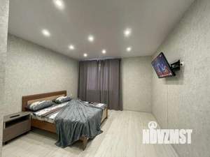 1-к квартира, посуточно, 43м2, 1/1 этаж