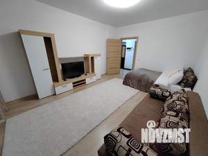 1-к квартира, посуточно, 40м2, 18/20 этаж