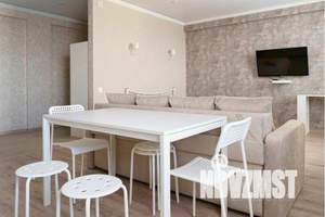 1-к квартира, посуточно, 40м2, 17/22 этаж