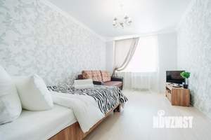 1-к квартира, посуточно, 42м2, 1/1 этаж