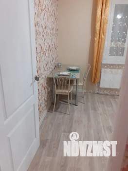 1-к квартира, посуточно, 37м2, 1/10 этаж