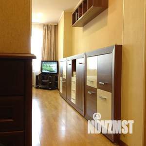1-к квартира, посуточно, 50м2, 3/6 этаж