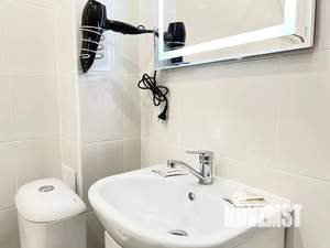 Студия квартира, посуточно, 38м2, 3/6 этаж