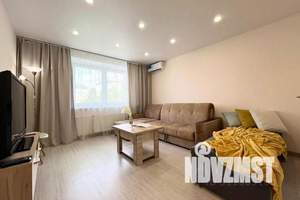 2-к квартира, посуточно, 65м2, 3/3 этаж