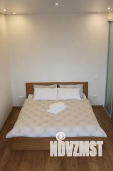 Студия квартира, посуточно, 40м2, 14/17 этаж