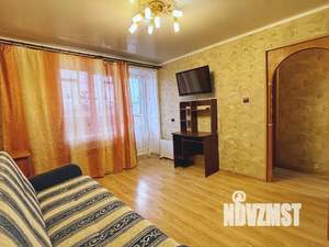 1-к квартира, посуточно, 42м2, 5/5 этаж