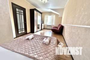 1-к квартира, посуточно, 42м2, 4/4 этаж