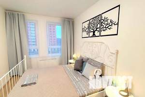 1-к квартира, посуточно, 40м2, 4/25 этаж