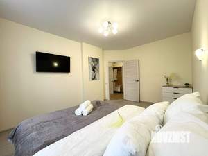 1-к квартира, посуточно, 40м2, 1/10 этаж