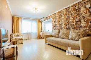 2-к квартира, посуточно, 44м2, 1/1 этаж