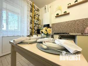 1-к квартира, посуточно, 35м2, 1/1 этаж