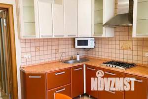 1-к квартира, посуточно, 44м2, 4/5 этаж