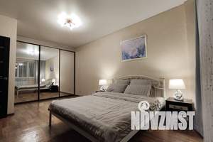 1-к квартира, посуточно, 44м2, 3/16 этаж