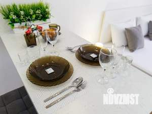 Студия квартира, посуточно, 25м2, 13/25 этаж