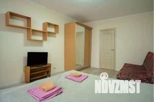 1-к квартира, посуточно, 46м2, 1/16 этаж