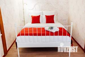 1-к квартира, посуточно, 42м2, 1/16 этаж