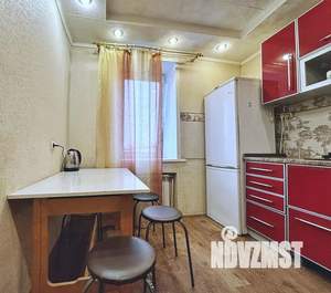 1-к квартира, посуточно, 42м2, 5/5 этаж