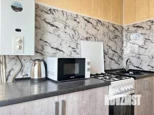 1-к квартира, посуточно, 37м2, 1/1 этаж