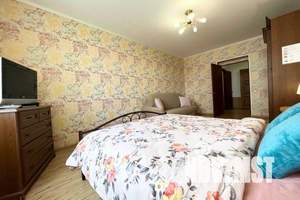 1-к квартира, посуточно, 42м2, 6/9 этаж
