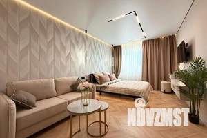 1-к квартира, посуточно, 43м2, 6/9 этаж