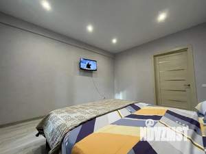 1-к квартира, посуточно, 40м2, 2/22 этаж