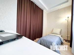 1-к квартира, посуточно, 44м2, 1/16 этаж