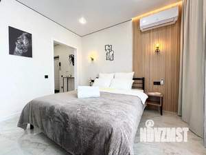 Студия квартира, посуточно, 30м2, 13/19 этаж