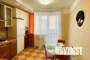 1-к квартира, посуточно, 44м2, 4/5 этаж