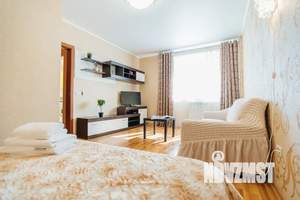 1-к квартира, посуточно, 42м2, 4/16 этаж