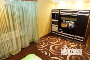 1-к квартира, посуточно, 38м2, 6/9 этаж