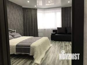 1-к квартира, посуточно, 42м2, 10/17 этаж
